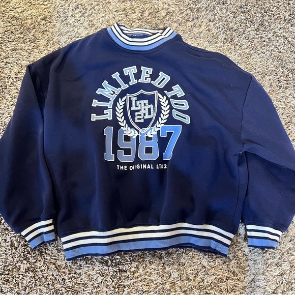 Limited Too Other - Girl’s limited too blue crewneck sweatshirt. Size 10